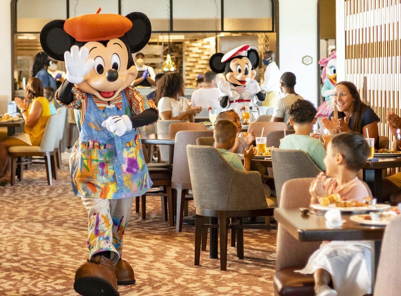 Disney Character Dining at Topolinos Terrace