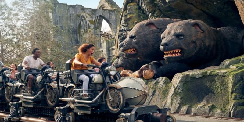 Universal Rides - Hagrid's Magical Creatures Motorbike Adventure