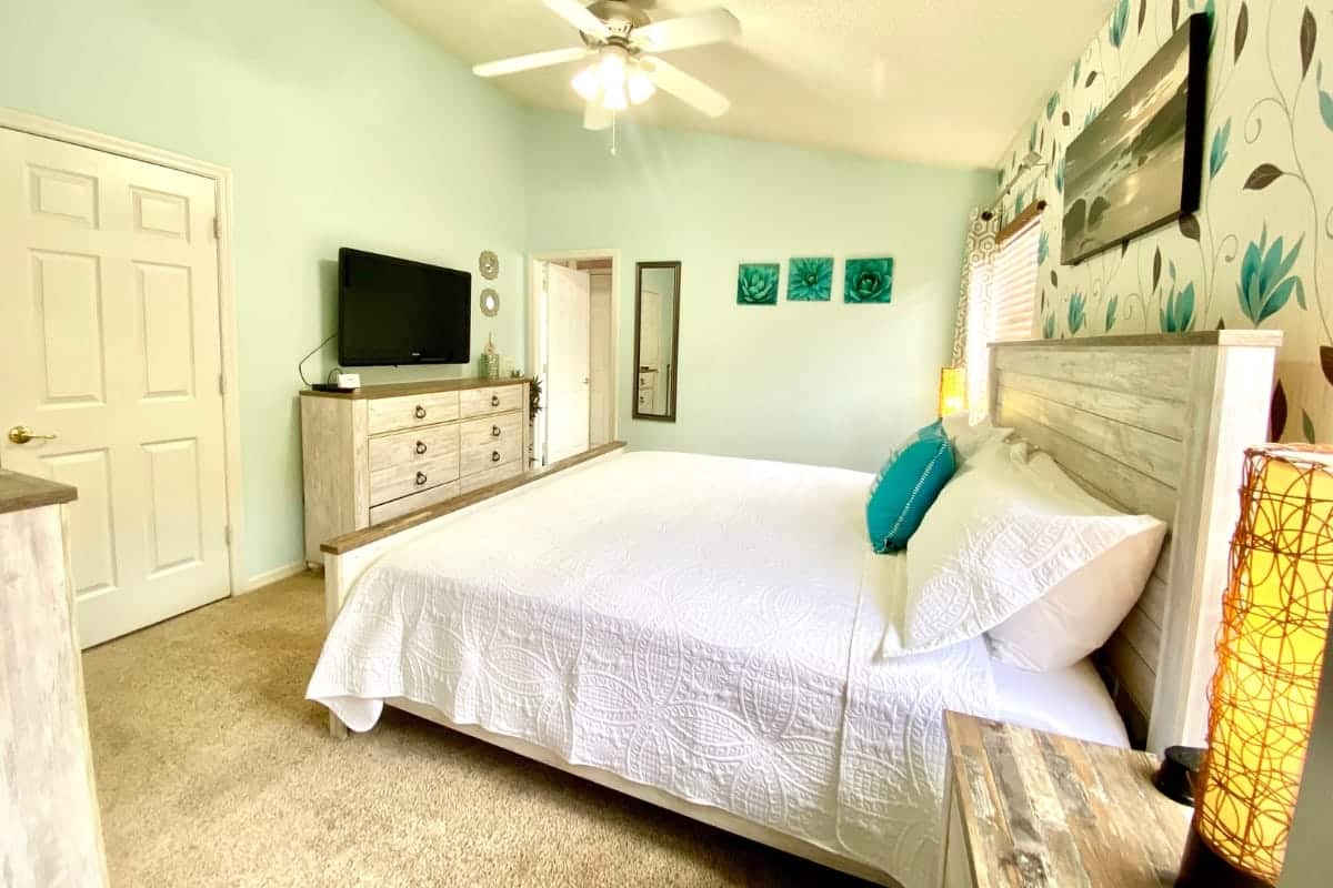 Kissimmee Vacation Rental with 3 kings