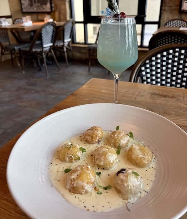 Restaurants open on Christmas Day in Orlando Terralina