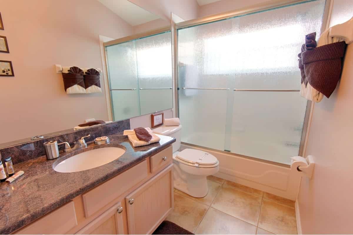 Serendipity at Indian Creek King Bathroom