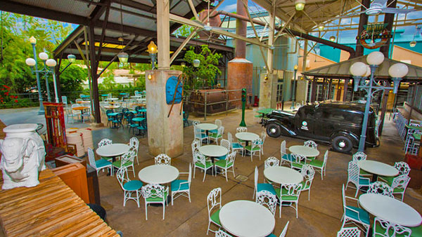 Vegetarian and Vegan Dining in Orlando & Kissimmee - Backlot Express at Hollywood Studios