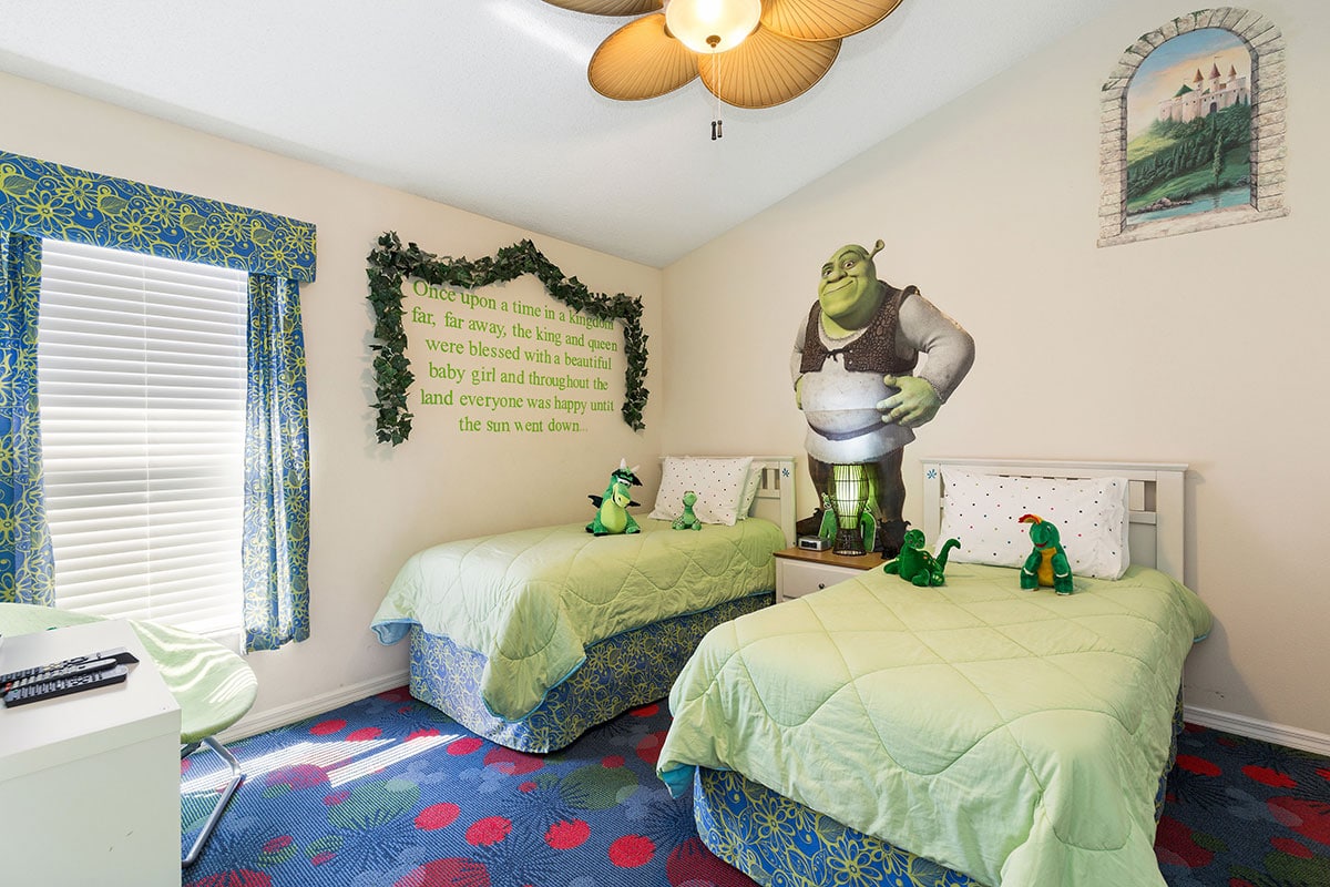 Shrek Bedroom Decorating Idea